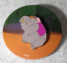 Abu as an Elephant with Banana Aladdin Holiday 2022 Disney Pin 152090