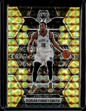 2022-23 Panini Mosaic #132 Dorian Finney-Smith Reactive Yellow