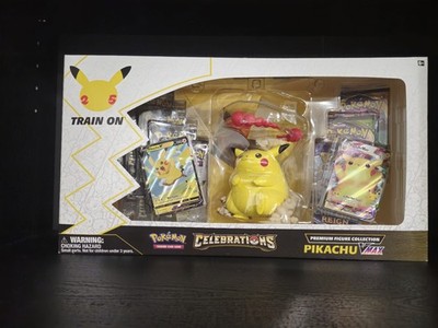 Pokémon TCG Celebrations Premium Figure Collection Pikachu VMAX