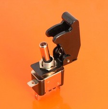 12V ILLUMINATED LED TOGGLE SWITCH AIRCRAFT MISSILE FLIP UP COVER CAR ON/OFF SPST
