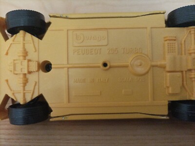 Miniature Peugeot 205 Turbo Vrago - Échelle 1/24 - Made In Italy (Occasion)