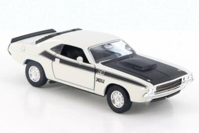 1970 Dodge Challenger GOOD YEAR ミニカー 1970 Dodge Challenger T/A Pull Back Kids Diecast Model Collector
