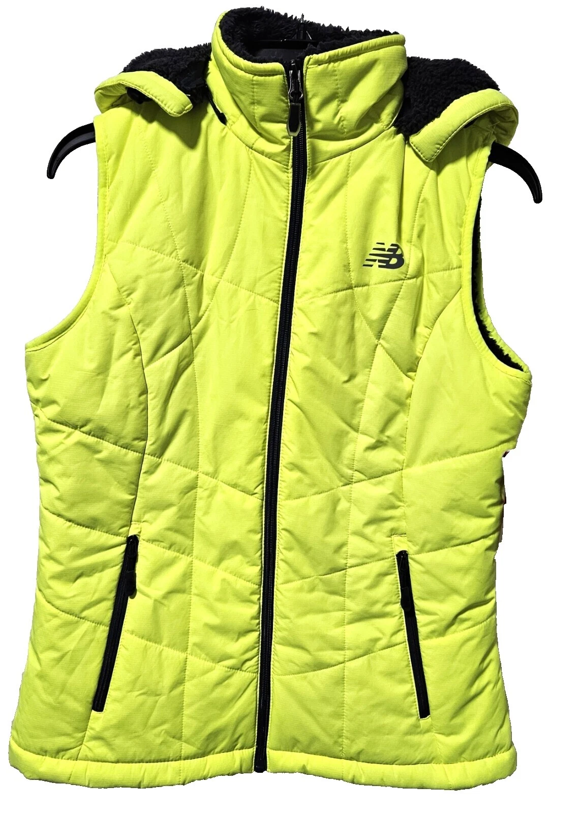 New Balance abrigos, chaquetas y chalecos de mujer con capucha