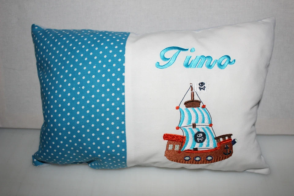 HANDGEFERTIGT,BESTICKT Kissen mit Namen,Wunschname,Daten,Taufe,Geburt,Geschenk