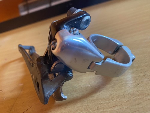 CAMPAGNOLO RECORD TITANIUM FRONT DERAILLEUR 32 MM CLAMP-ON 10 OR 9 SPEED - Picture 2 of 2