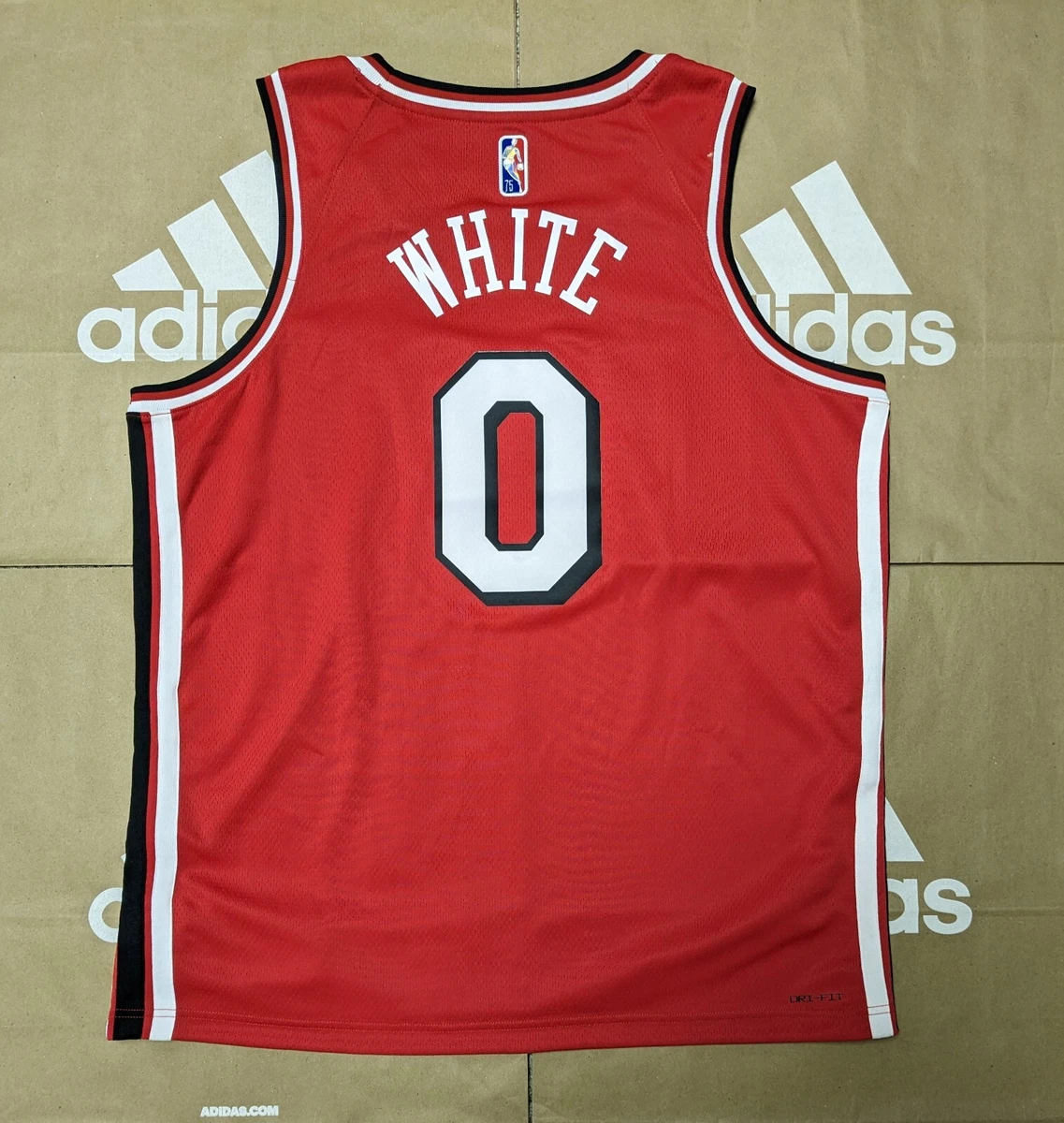 Coby White Chicago Bulls 2021/22 Swingman Jersey - City Edition - Red Nba - Dingeas
