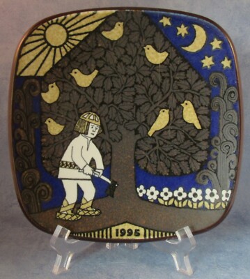 ARABIA OF FINLAND, KALEVALA ANNUAL WALL PLATE 1995 Excellent 