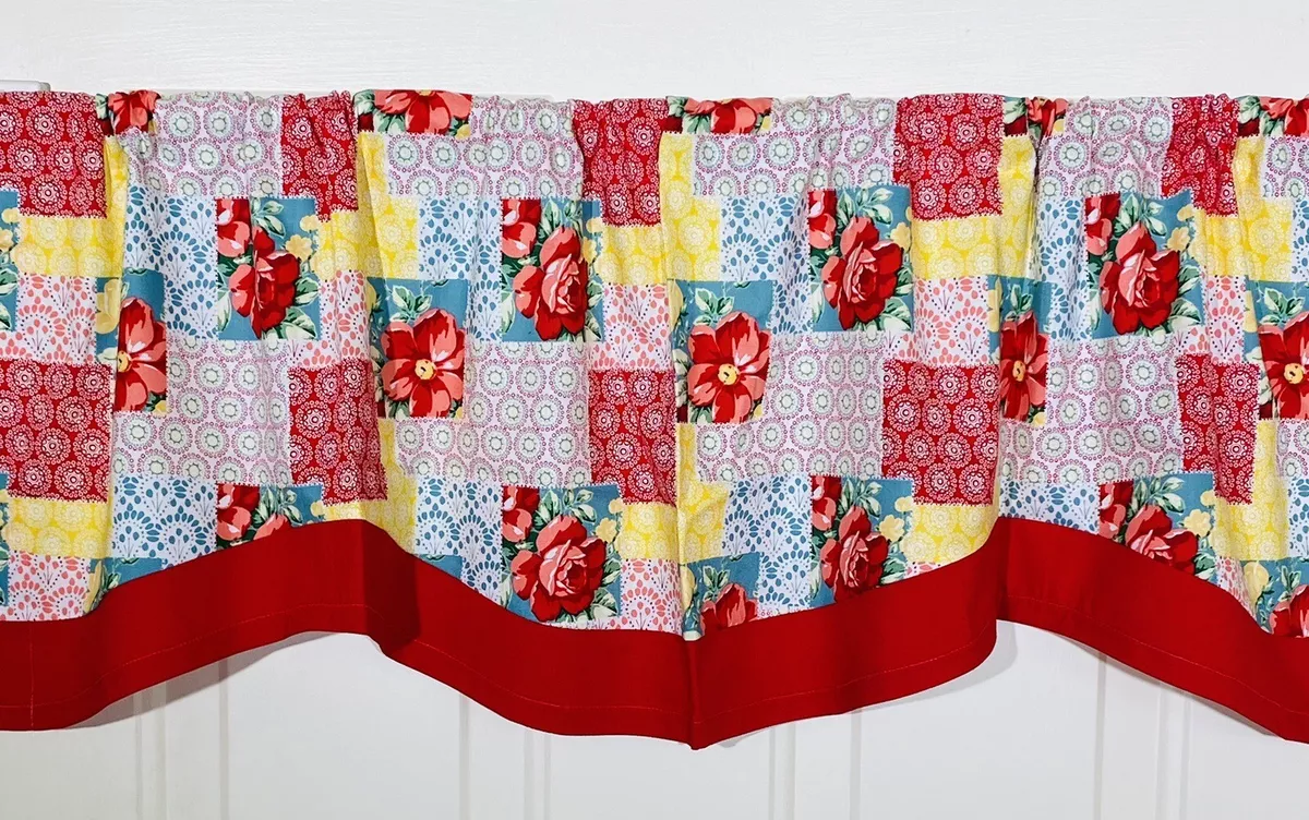 Pioneer woman kitchen curtain deals