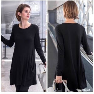 sweatshirt travel dress with pockets