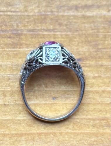 Ornate Antique Ruby & Diamonds 10 kt Ring - Picture 7 of 9