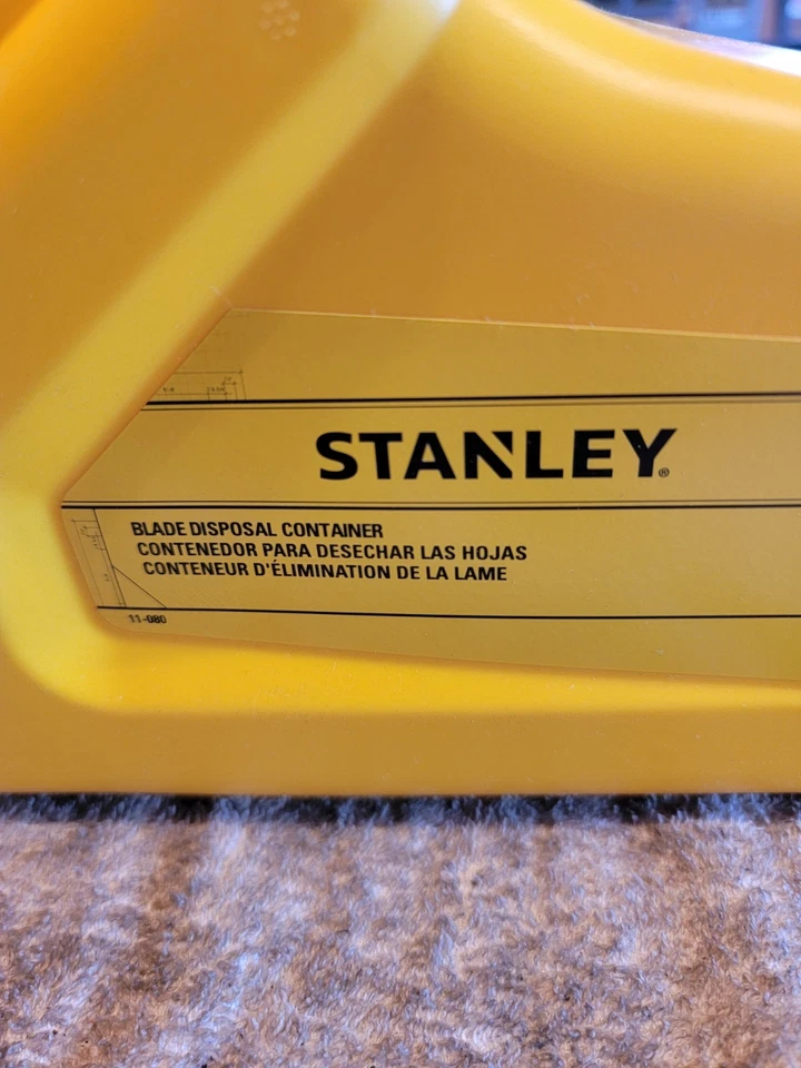 Контейнер для утилизации лезвий Stanley, устойчивое к проколам безопасное острое лезвие 11-080 - Изображение 2 из 4