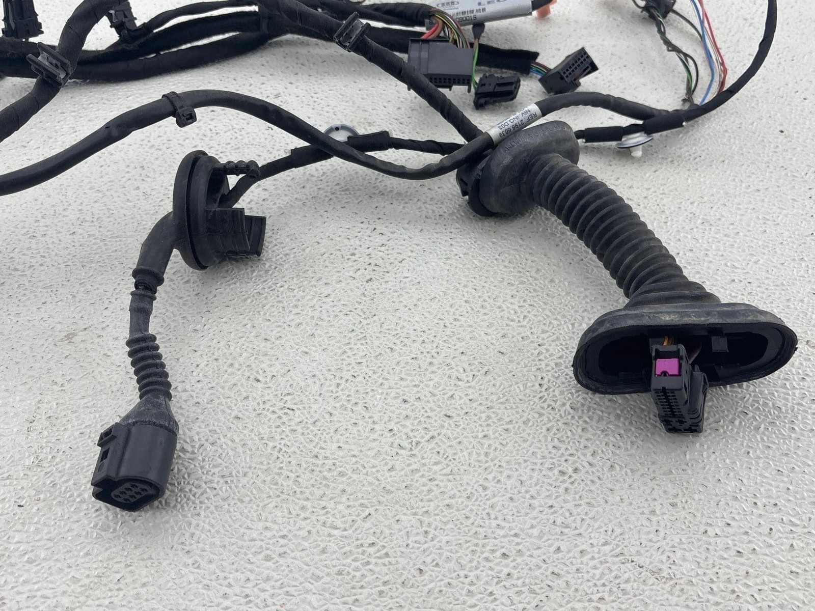 Audi R8 2008-2015 Front Right Wiring harnesses Set P/N 420971030C