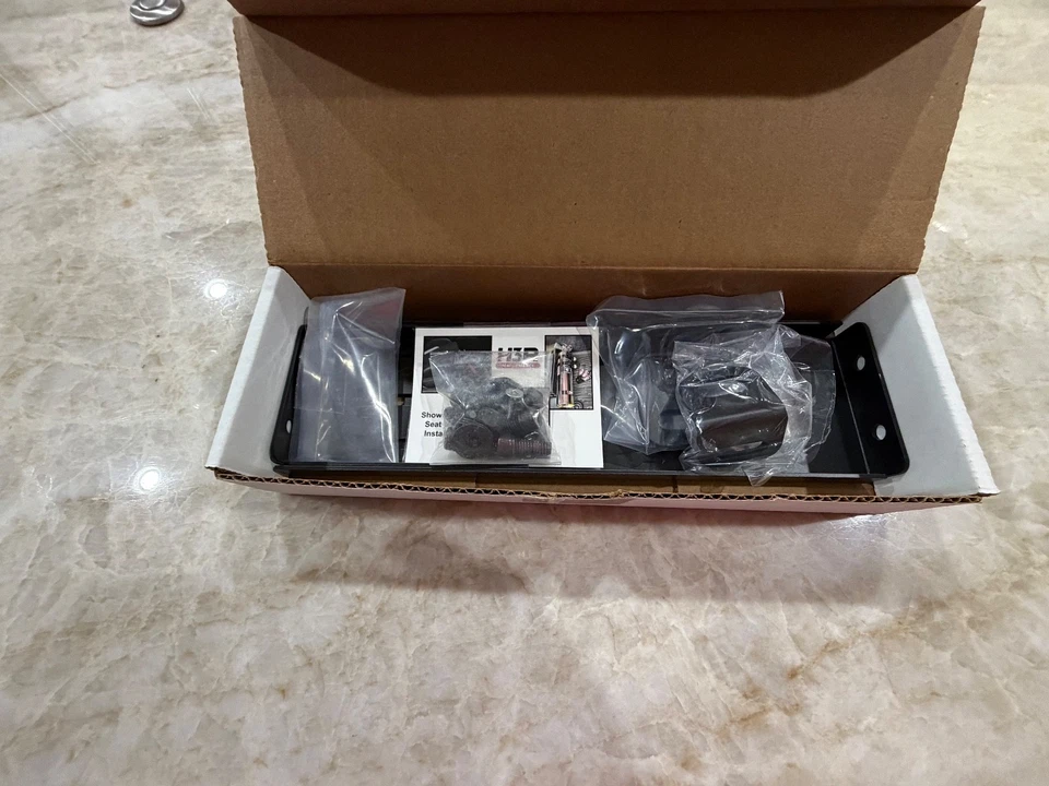 H3R Performance Fire Extinguisher Seat Mount SM01BK - Image 2 of 4