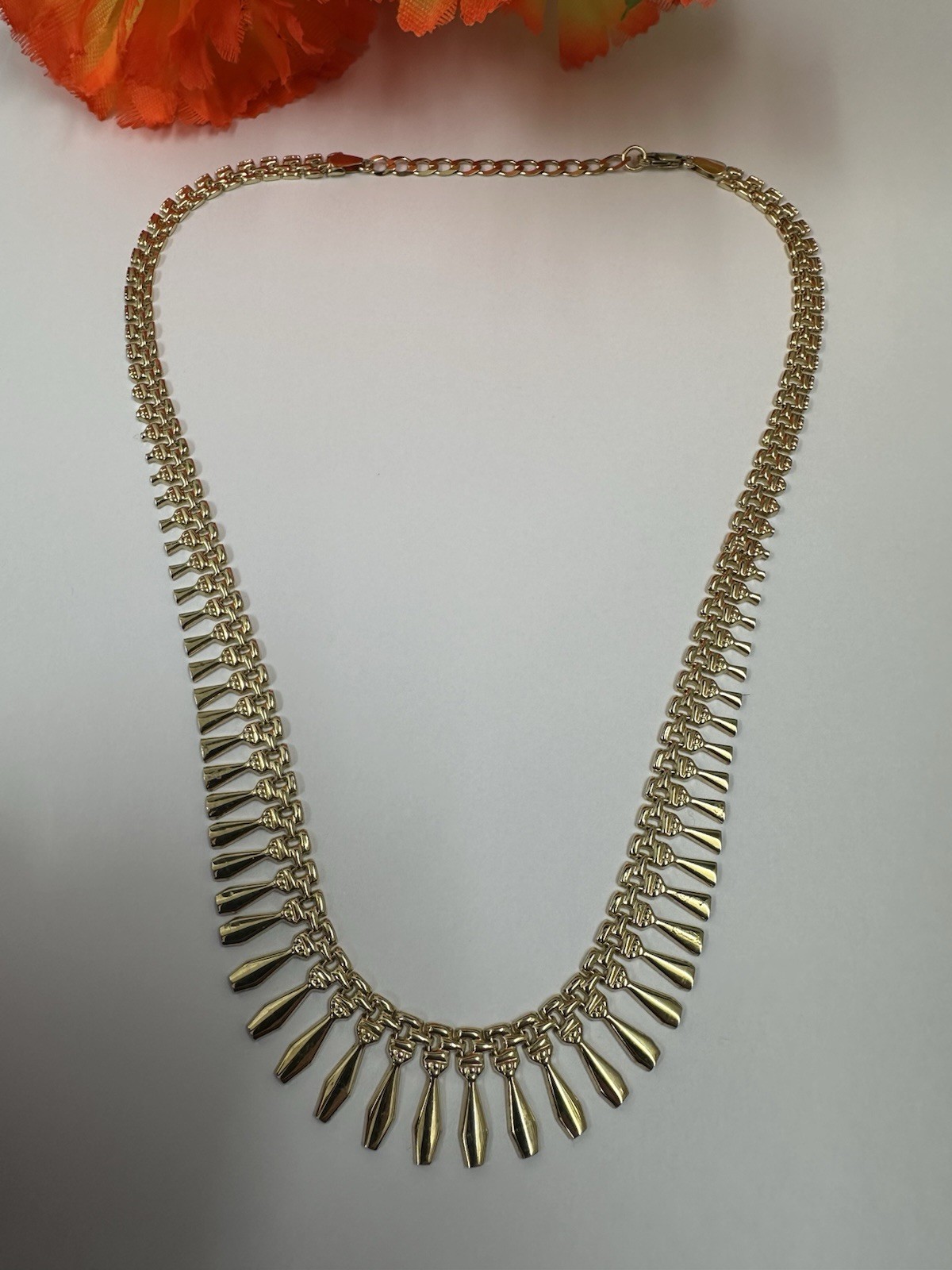 Gorgeous 9ct Yellow Gold 19” Collar