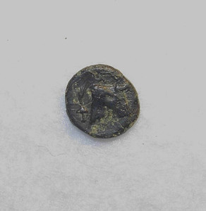 Lesbos, Mytilene, AE 9, 400-300 BC,  Apollo / Calf's Head, VF