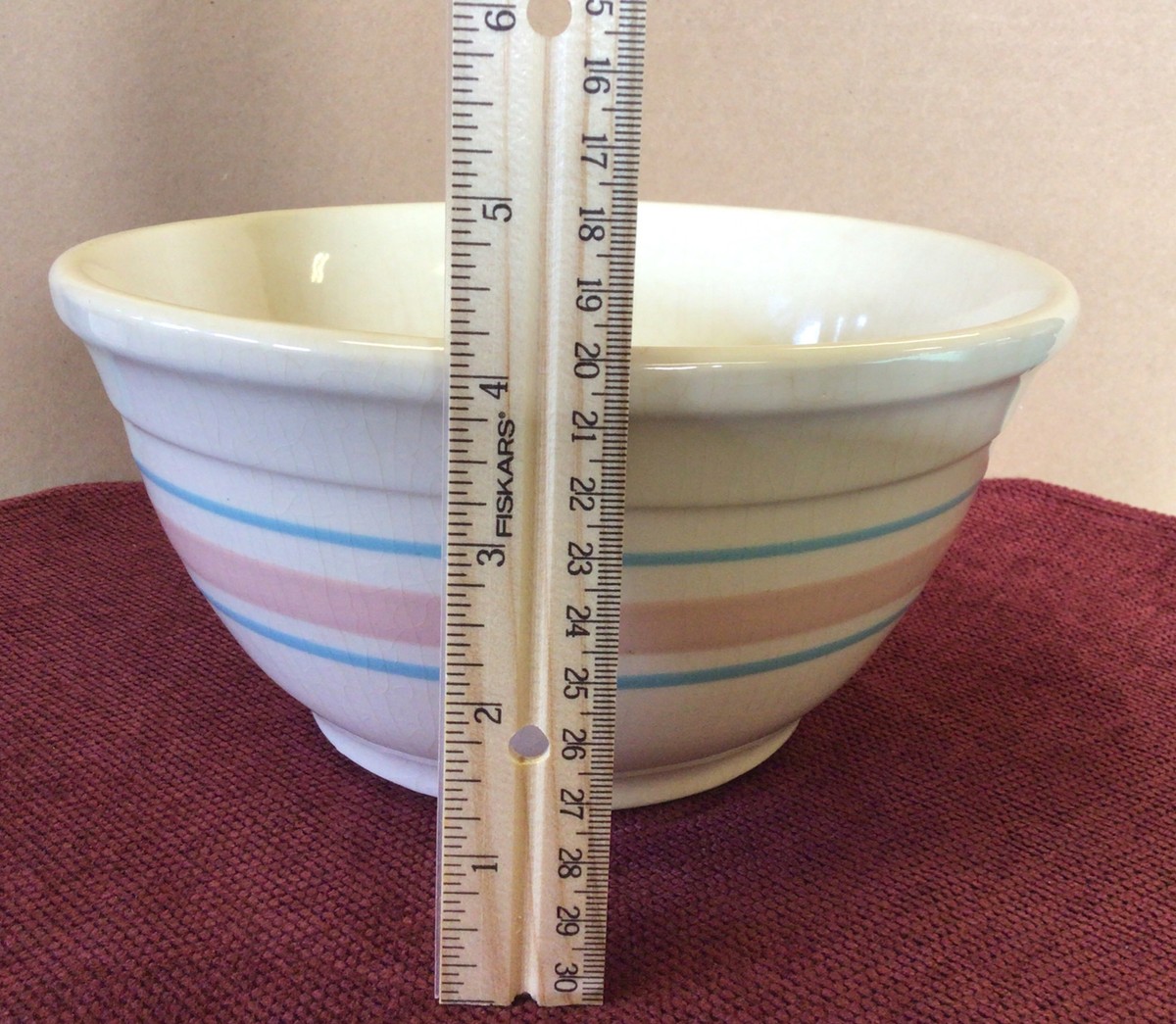 VINTAGE MCCOY POTTERY MIXING BOWL PINK & BLUE BANDS 8 INCH VINTAGE MCCOY POTTERY MIXING BOWL PINK & BLUE BANDS 8 INCH
