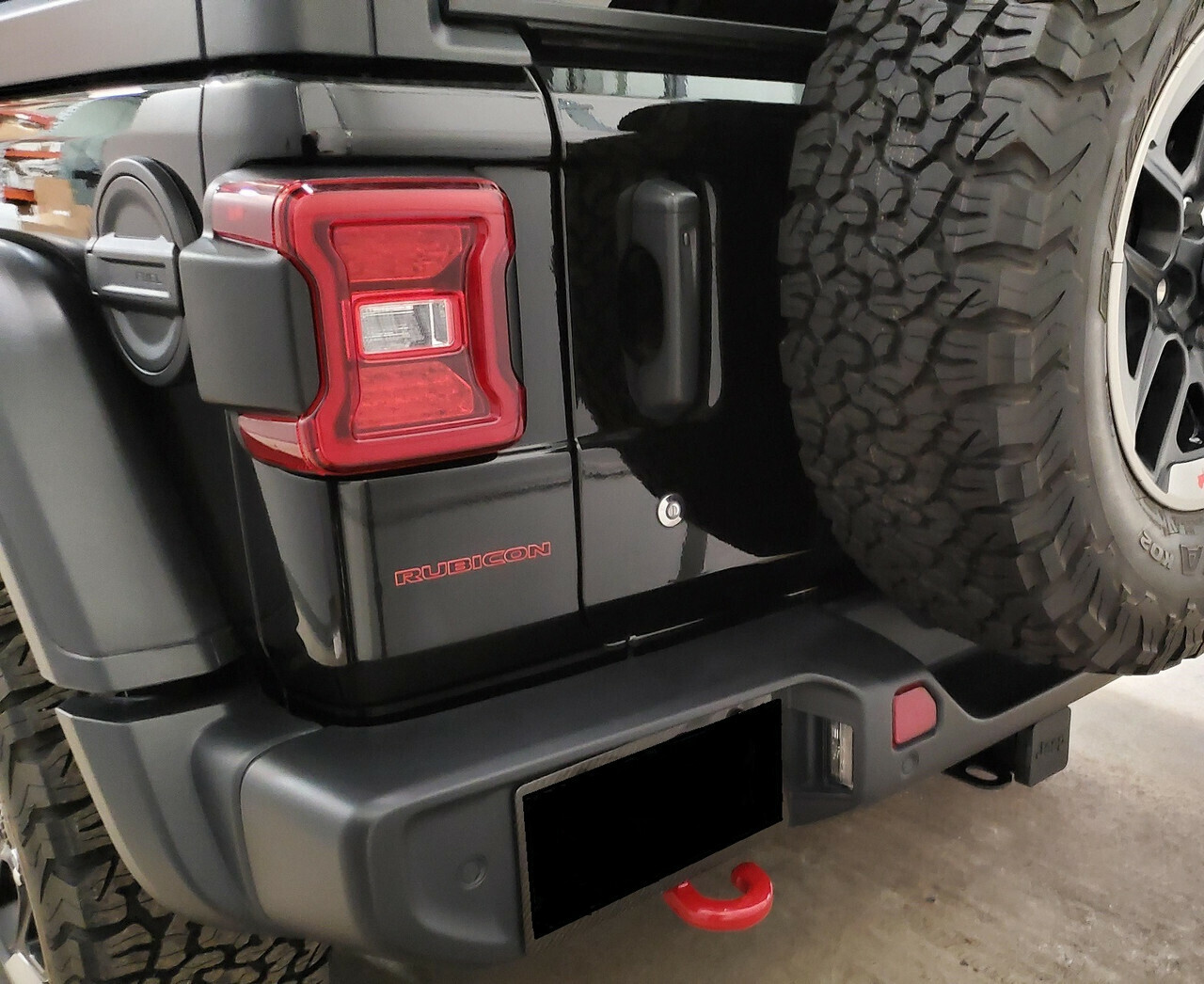 Rubicon Vinyl Decal Sticker Black and Red