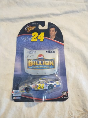 Jeff Gordon #24 Pepsi Billion Dollars 2004 NASCAR Winners Circle 1:64 Hood