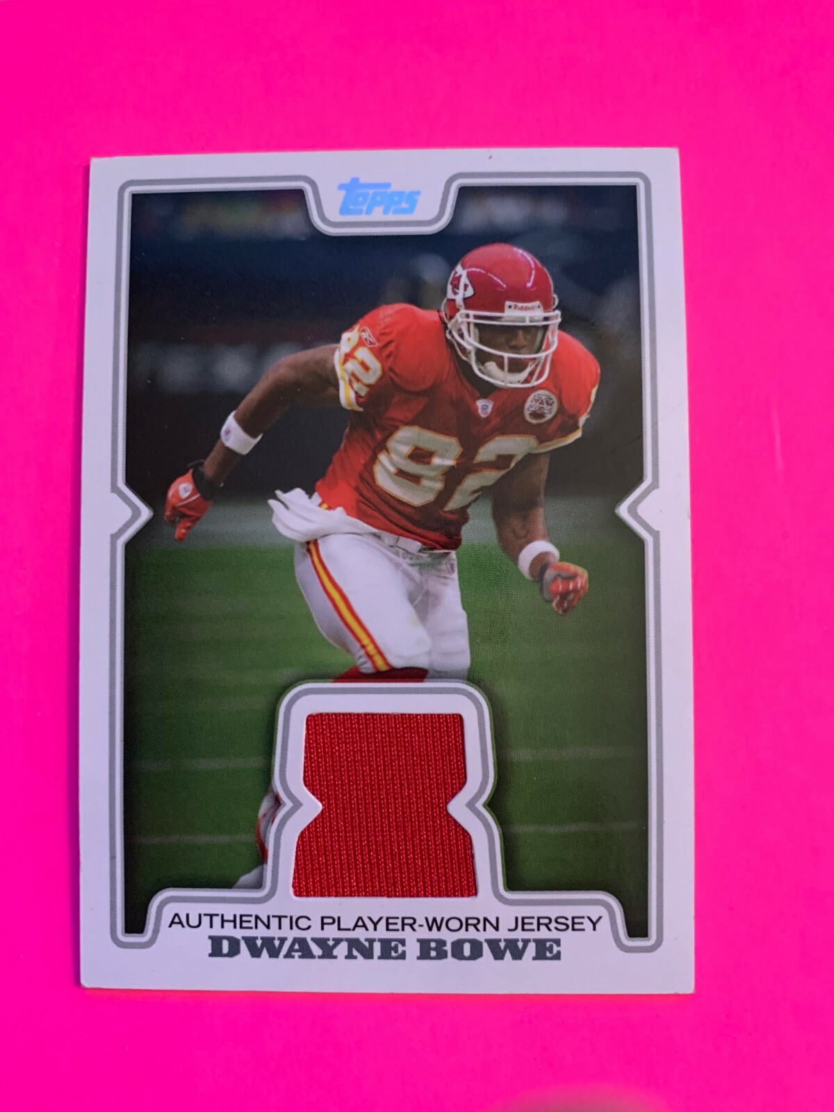2008 TOPPS DWAYNE BOWE AUTHENTIC PLAYER-WORN JERSEY CARD ~ #R-DBO