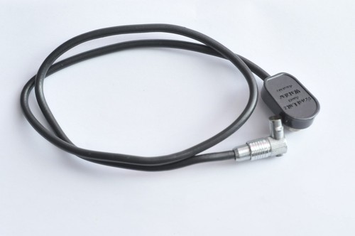 Leica E.Leitz Wetzlar Leica Flash Sync Angle Cable Cord