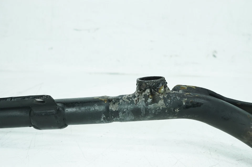 Barra de soporte de interconexión silenciador de escape OEM Harley Sportster XL1200C 09 Foto 4 de 4