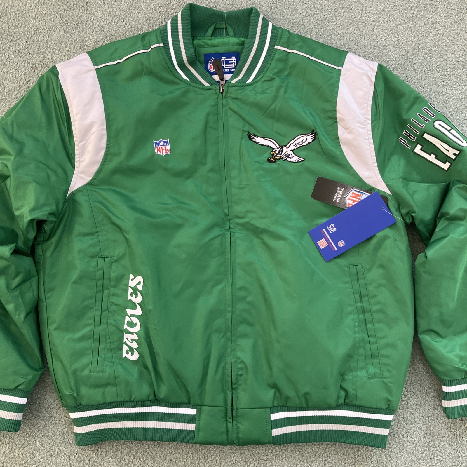 NWT Men’s NFL Philadelphia Eagles Kelly Green Satin Jacket Size XL