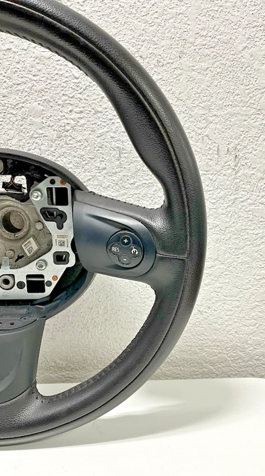 Mini Cooper S Countryman 2015 volante 6782596 OEM Foto 3 de 4