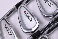 Maxfli Revolution Red Dot Eisen / 3-PW / Regular Flex Dynalite Gold R300