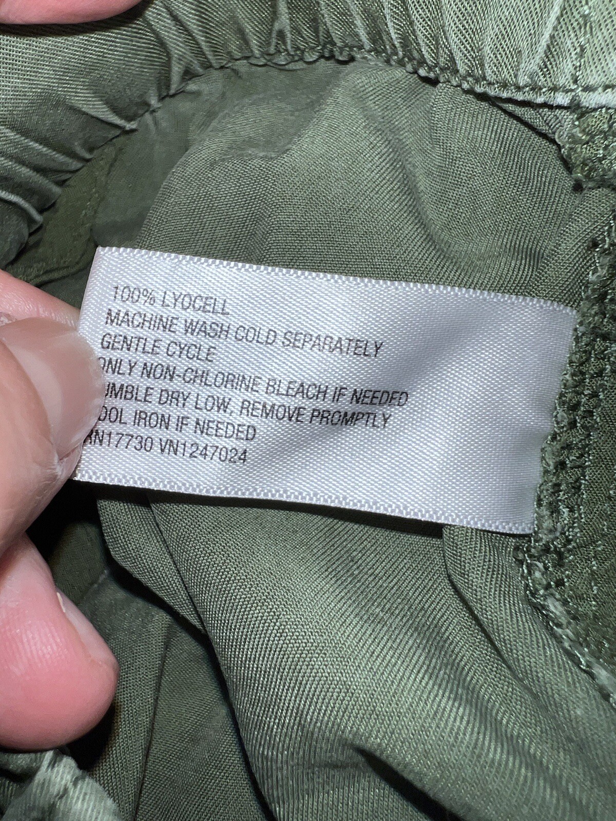 UNIVERSAL THREAD Green Lyocell Floral Patch Draws… - image 11