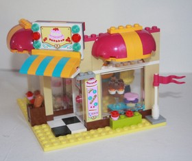LEGO Friends Downtown Bakery (41006) 