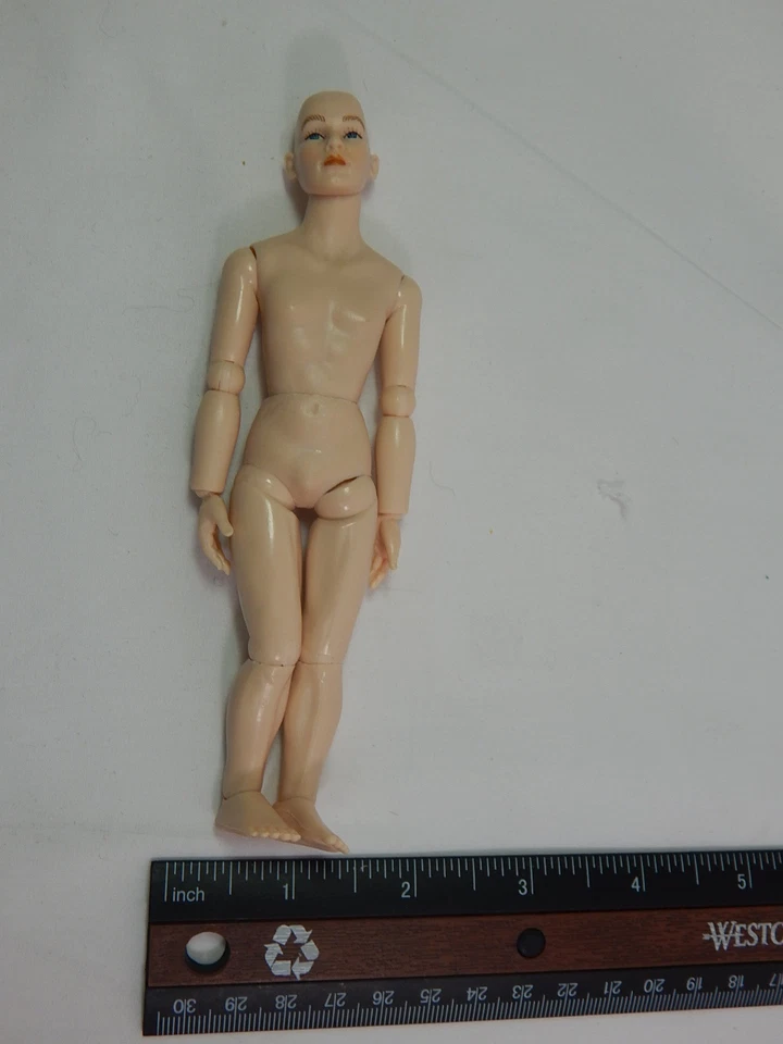 Casa de muñecas Heidi Ott miniatura adulto hombre 6" hombre desnudo ojos azules #XKM08 Foto 4 de 4