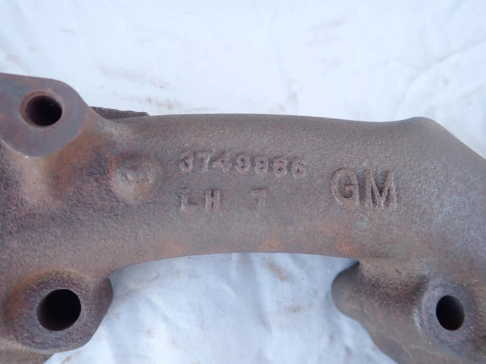 Colector de escape OEM GM SBC Ram Horn 3749965 58-63 Chevy Corvette SB Chevrolet Foto 3 de 4