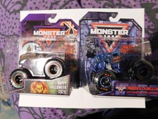 Monster Jam HALLOWEEN 2025 GRAVE DIGGER and Diggers Dungeon free fast shipping