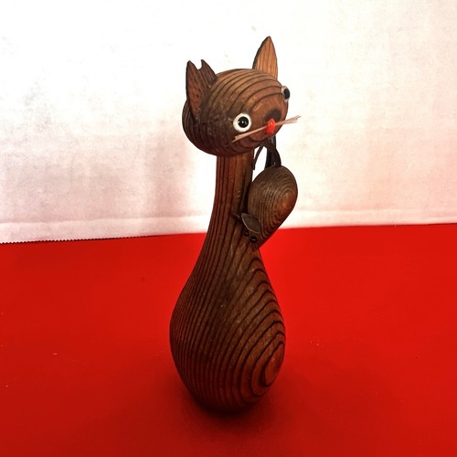 Vintage Otagiri Japanese Carved Cryptomeria Wood Cat & Tiny Cedar Mouse 4.5"*Ear - Picture 2 of 9