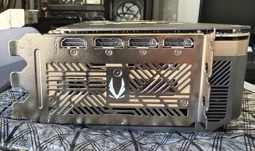 NVIDIA GeForce 32GB GDDR7 Graphics Card ZOTAC RTX 5090 Solid OC - FREE SHIPPING - Bild 6 von 10