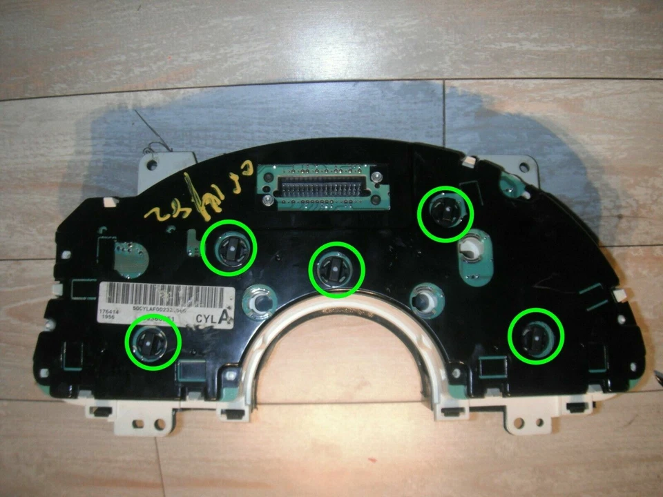 Kit de tablero LED blanco para Chevy Camaro Chevrolet SS Z28 1997-2002 Foto 2 de 4