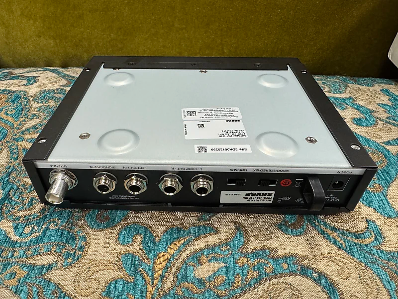 Shure PSM 300 In-Ear Personal Monitoring System for sale Shure PSM 300 In-Ear Personal Monitoring System for sale