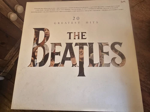 The Beatles - 20 Greatest Hits - PCTC 260 - Third Label Repress, late 80's