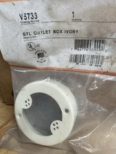 Wiremold V5733 WM 3-IN RD Steel Ivory OUTLET BOX