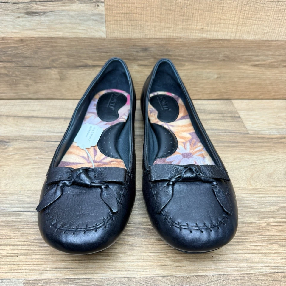 Born Molly EE. UU. Talla 11 Zapatos planos de cuero negro con lazo Foto 2 de 4