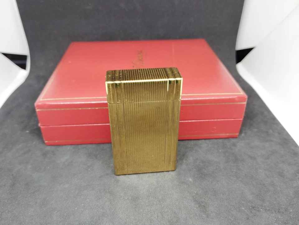 Accendino a gas Dupont linea oro 1 L con scatola - Immagine 4 di 4