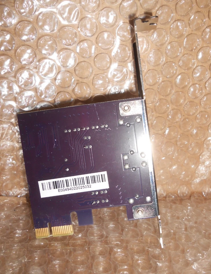 Controlador host Sonnet Tempo SATA E2P serie ATA PCI Express P14132-12P2C Foto 2 de 4