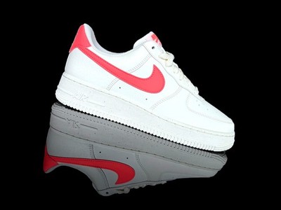 NIKE AIR FORCE 1 LOW 07 WMNS NN -HOT LAVA- Damen Sneaker weiß/lava-pink Gr.41