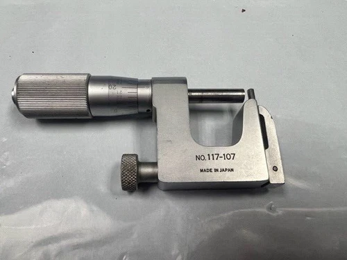 Mitutoyo 117-107 Interchangeable Anvil Micrometer 1962-1964 Vintage
