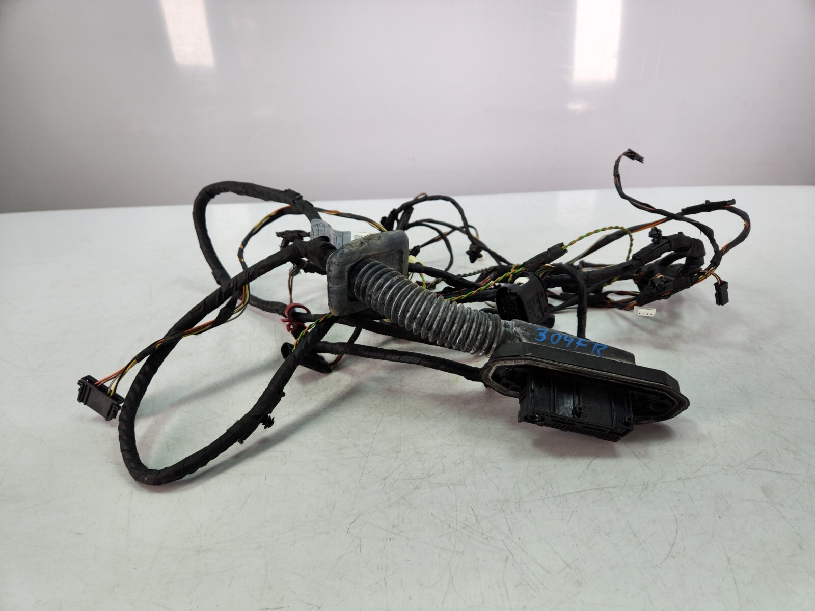 ✅ 2010-2014 OEM Rolls Royce Ghost RR4 Front Right Side Lower Door Wiring Harness