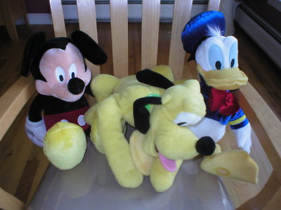  Disney Mickey Mouse Minnie Mouse Pluto  plush lot 17'' EUC