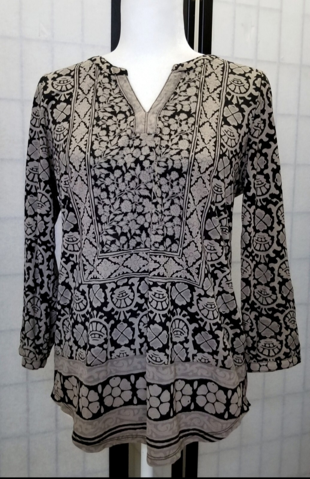 Stylish Women's Tops by Lucky Brand Coldwater Creek Vivid Apt 9 Time and Tru Mandy Evans