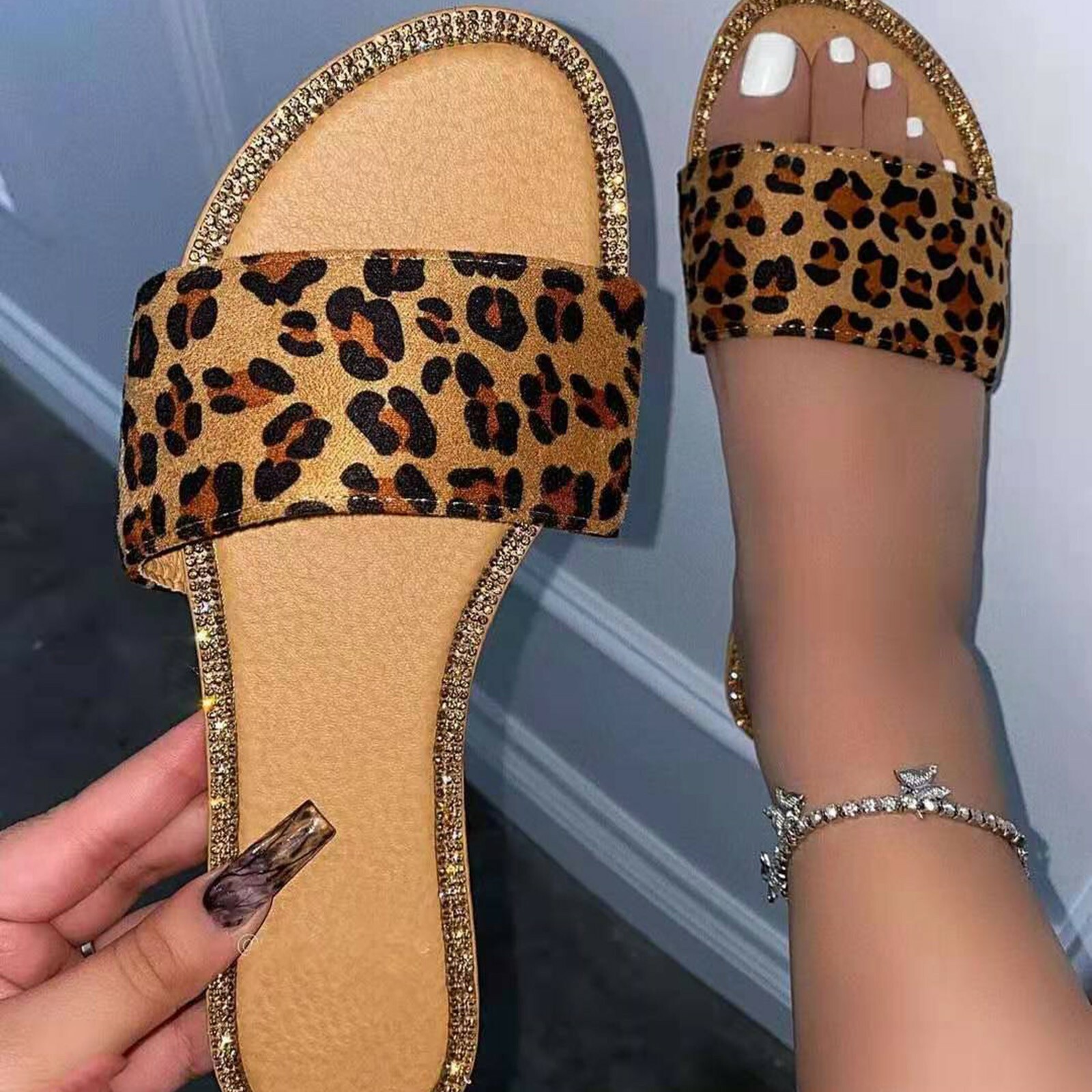 Women's Casual Summer Flat Shoes Glitter Slipper Slip On Leopard Print  Sandals | eBay