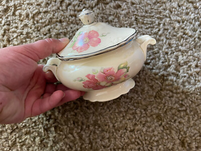 Homer Laughlin Virginia Rose 1947 Covered Dish/Sugar Bowl