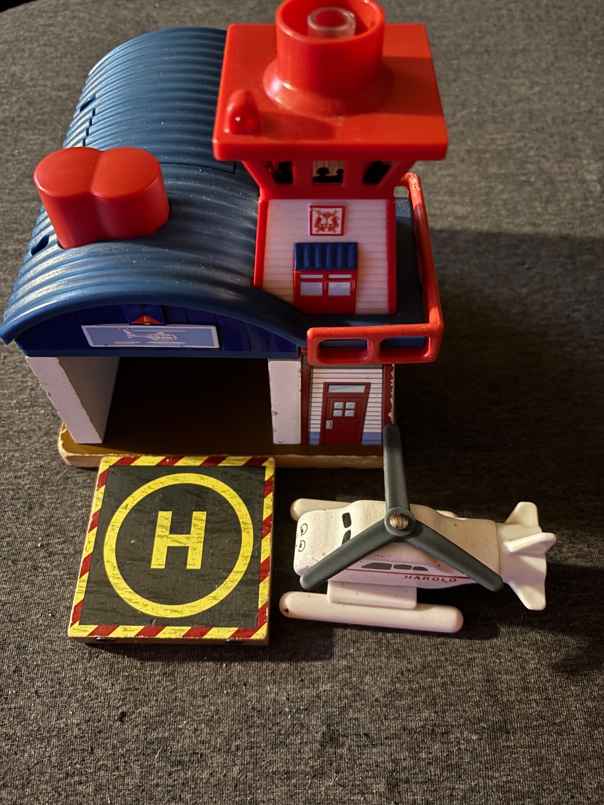 Thomas & Friends Wooden Railway Harold Helipad Train Rescue Center VHTF Rare